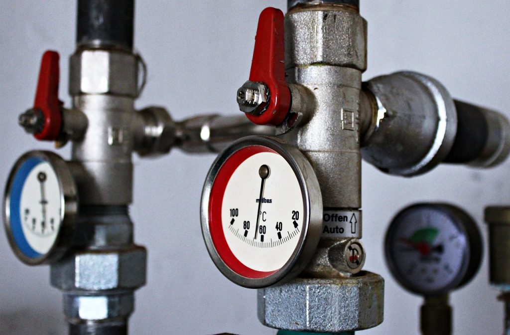 water heater pressure relief valve leaking